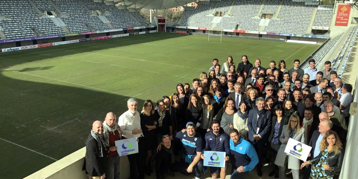 Les équipes de Urbaser Environnement réunies au GGL Stadium